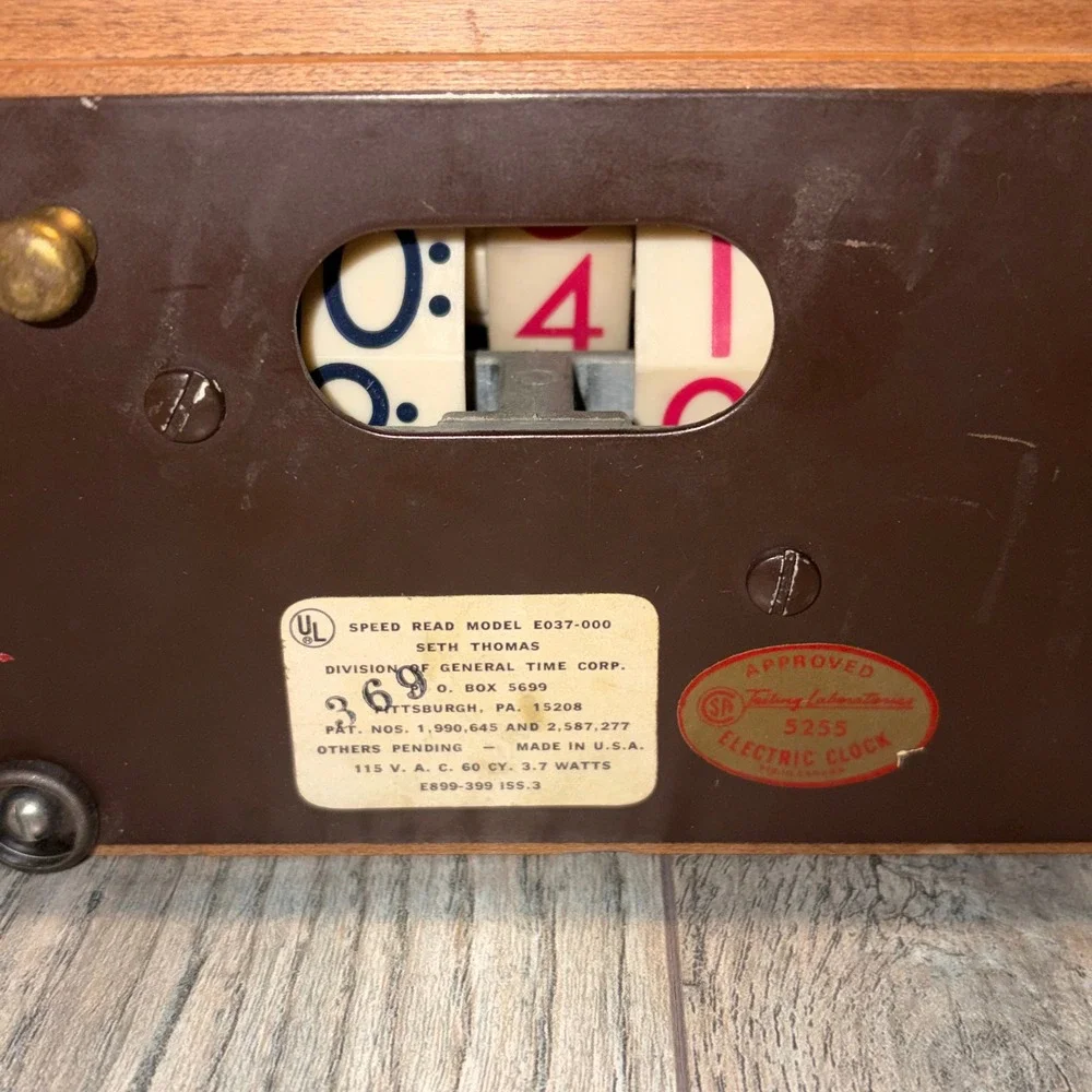 MCM Seth Thomas Speed Read Electric Flip Clock Wood Case Vintage Not Working